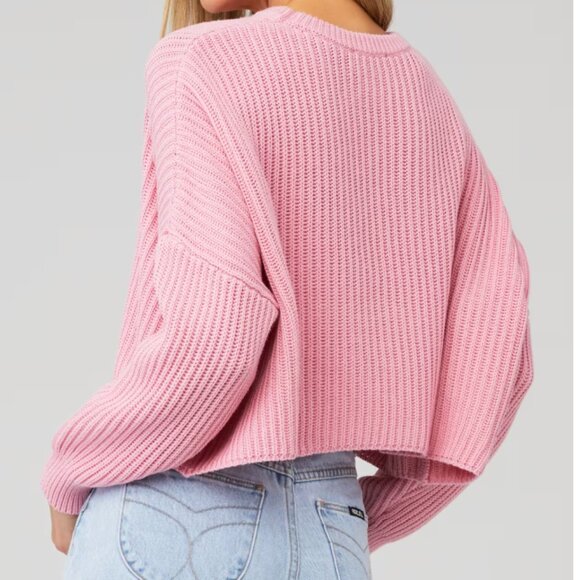 Cropped Sweater - Picture 6 of 7